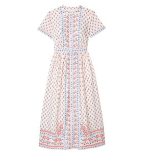 Gal Meets Glam Alisa